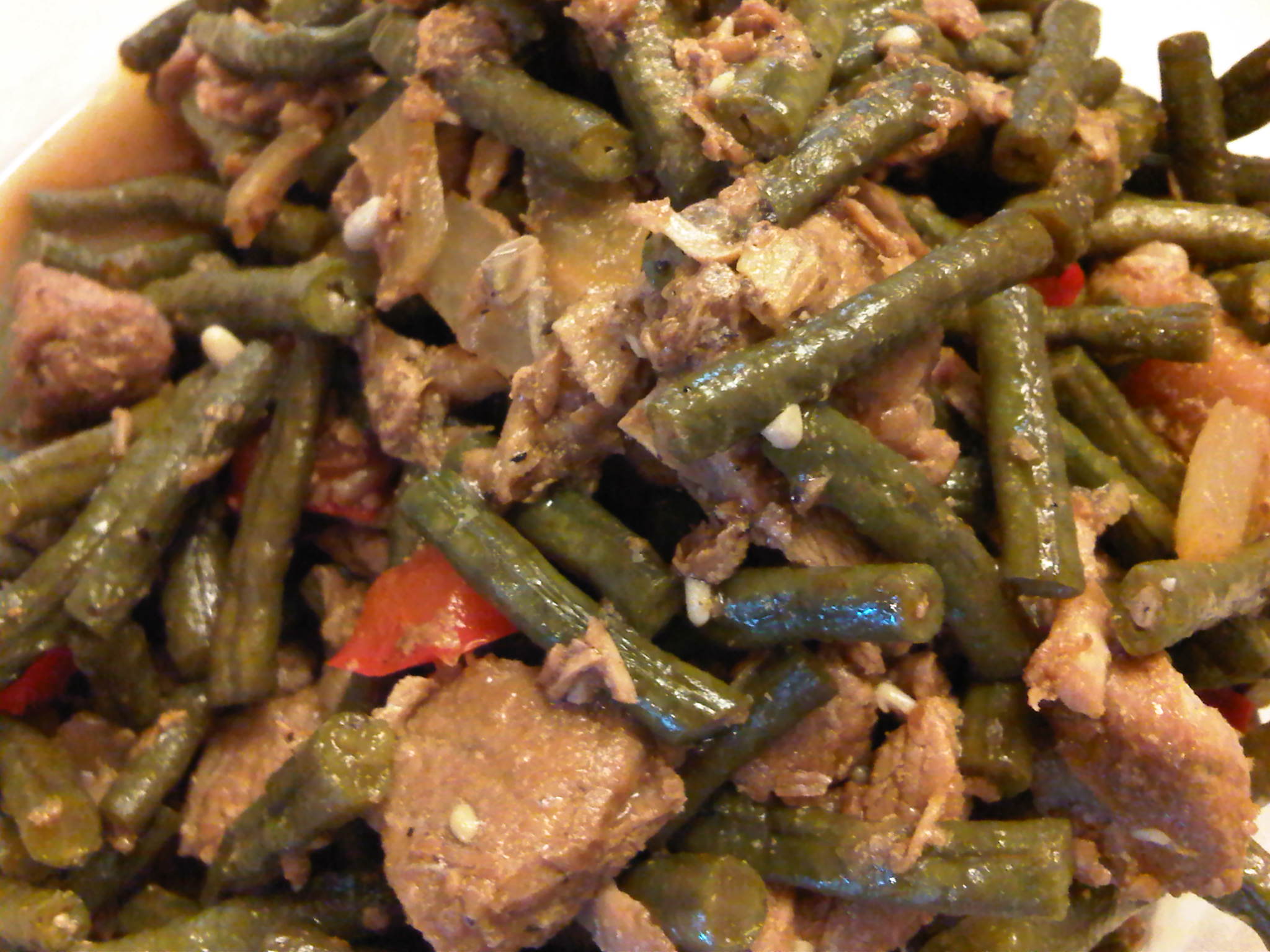Bodi beans and pork picture
